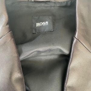 Hugo Bath men’s black leather overcoat